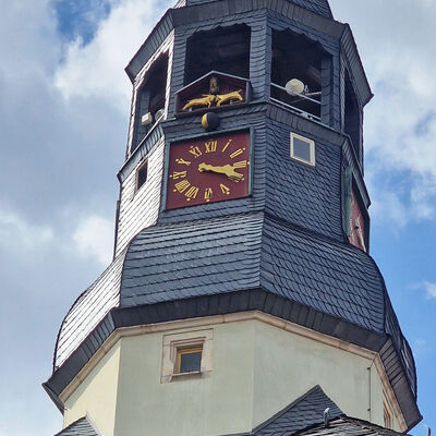 Bild der Rathausturmuhr vom Rathaus Aschersleben