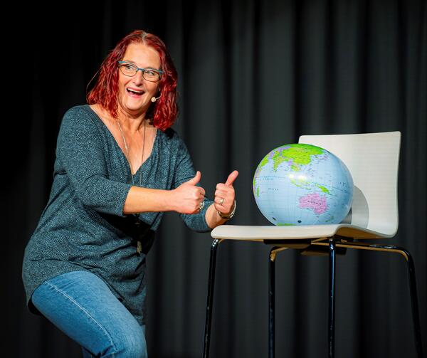 Die Kabarettistin Anny Hartmann eröffnet das 35. Bundeskabarettfestival.