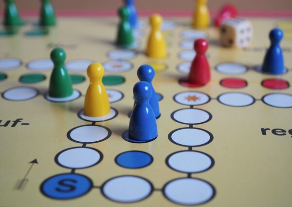 Spiel & Spaß beim 1. Mensch-ärgere-dich-nicht-Turnier im Bestehornhaus Aschersleben