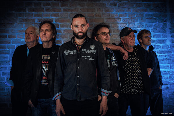 Bild vergr&ouml;&szlig;ern: 50 Jahre Karussell