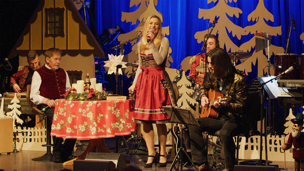 "Mrchenhafte Weihnacht" - Konzert mit Stefanie Hertel