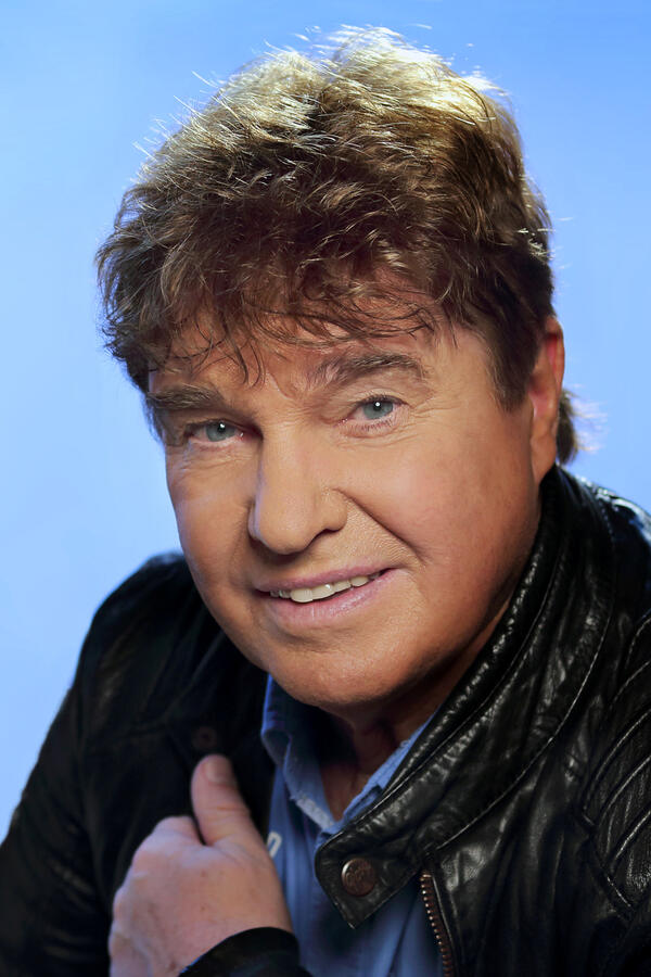 Bild vergrößern: FRank Schöbel lädt zum Weihnachtskonzert in das Bestehornhaus ein.